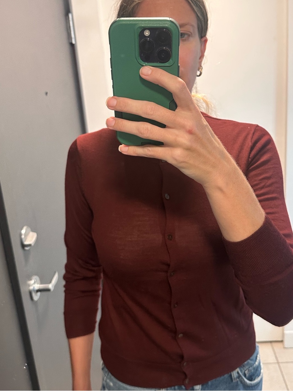 Women's Merino Wool Button-Up Cardigan - Burgundy